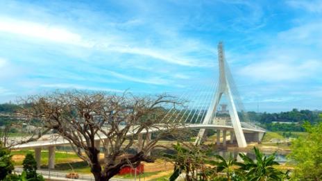 Pont de Cocody (Cocody Bridge), Abidjan, Côte d'Ivoire 